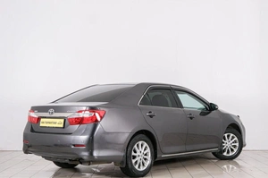 Седан Toyota Camry 2013 года, 1159000 рублей, Красноярск