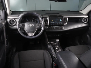 Внедорожник Toyota RAV4 2018 года, 2299000 рублей, Минеральные Воды