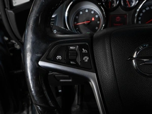 Седан Opel Astra 2014 года, 901000 рублей, Ставрополь