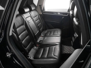 Внедорожник Volkswagen Touareg 2016 года, 3289000 рублей, Тюмень