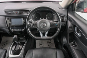Внедорожник Nissan X-Trail 2017 года, 1949000 рублей, Красноярск