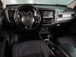 Внедорожник Mitsubishi Outlander 2021 года, 2349000 рублей, Воронеж