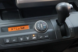 Минивэн Honda Freed 2011 года, 1059000 рублей, Омск