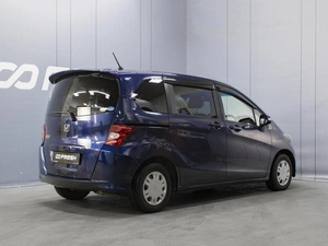 Минивэн Honda Freed 2011 года, 1010000 рублей, Омск