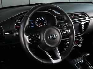 Седан Kia Rio 2017 года, 1599000 рублей, Ростов-на-Дону