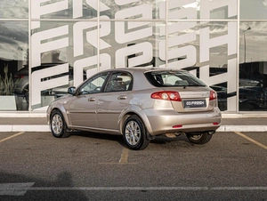 Хетчбэк Chevrolet Lacetti 2012 года, 595000 рублей, Краснодар