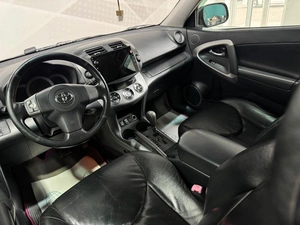 Внедорожник Toyota RAV4 2006 года, 1169000 рублей, Красноярск