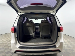 Минивэн Kia Carnival 2016 года, 2473100 рублей, Казань