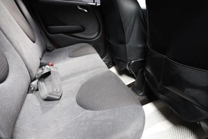 Хетчбэк Honda Fit 2003 года, 399000 рублей, Новосибирск