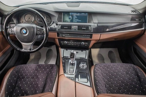 Седан BMW 5 серия 2011 года, 1999000 рублей, Барнаул