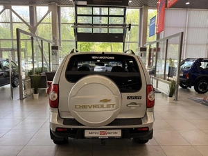 Внедорожник Chevrolet Niva 2010 года, 595000 рублей, Орёл