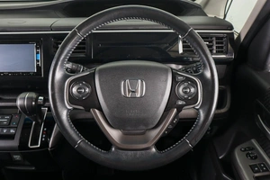 Минивэн Honda Stepwgn Spada 2015 года, 2249000 рублей, Пермь