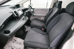 Минивэн Honda Freed 2009 года, 929000 рублей, Красноярск