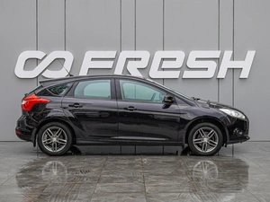Хетчбэк Ford Focus 2011 года, 695000 рублей, Краснодар