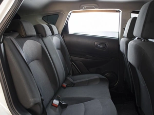Внедорожник Nissan Qashqai 2013 года, 1290000 рублей, Омск