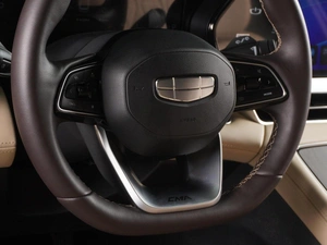 Внедорожник Geely Monjaro 2024 года, 3700000 рублей, Минеральные Воды