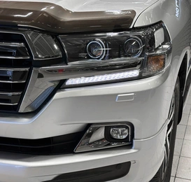 Внедорожник Toyota Land Cruiser 2018 года, 6900000 рублей, Красноярск