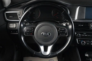 Седан Kia Optima 2018 года, 2019000 рублей, Тюмень