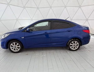 Седан Hyundai Solaris 2012 года, Брянск