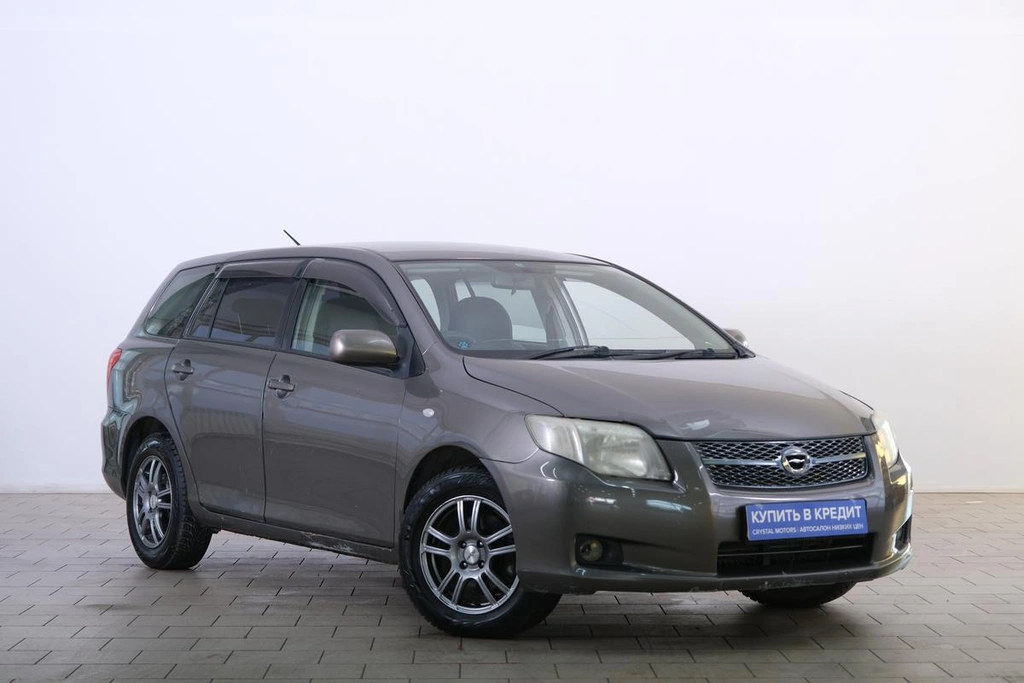 Универсал Toyota Corolla Fielder 2010 года, 769000 рублей, Омск