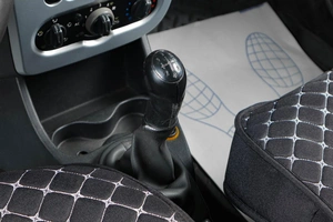 Седан Renault Logan 2011 года, 479000 рублей, Тюмень