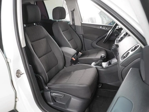 Внедорожник Volkswagen Tiguan 2016 года, 1699000 рублей, Воронеж
