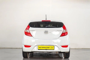 Хетчбэк Hyundai Solaris 2012 года, 839000 рублей, Челябинск