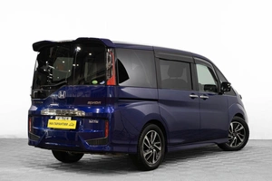 Минивэн Honda Stepwgn 2015 года, 1659000 рублей, Барнаул