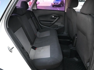 Седан Volkswagen Polo 2012 года, 799000 рублей, Кирилловка