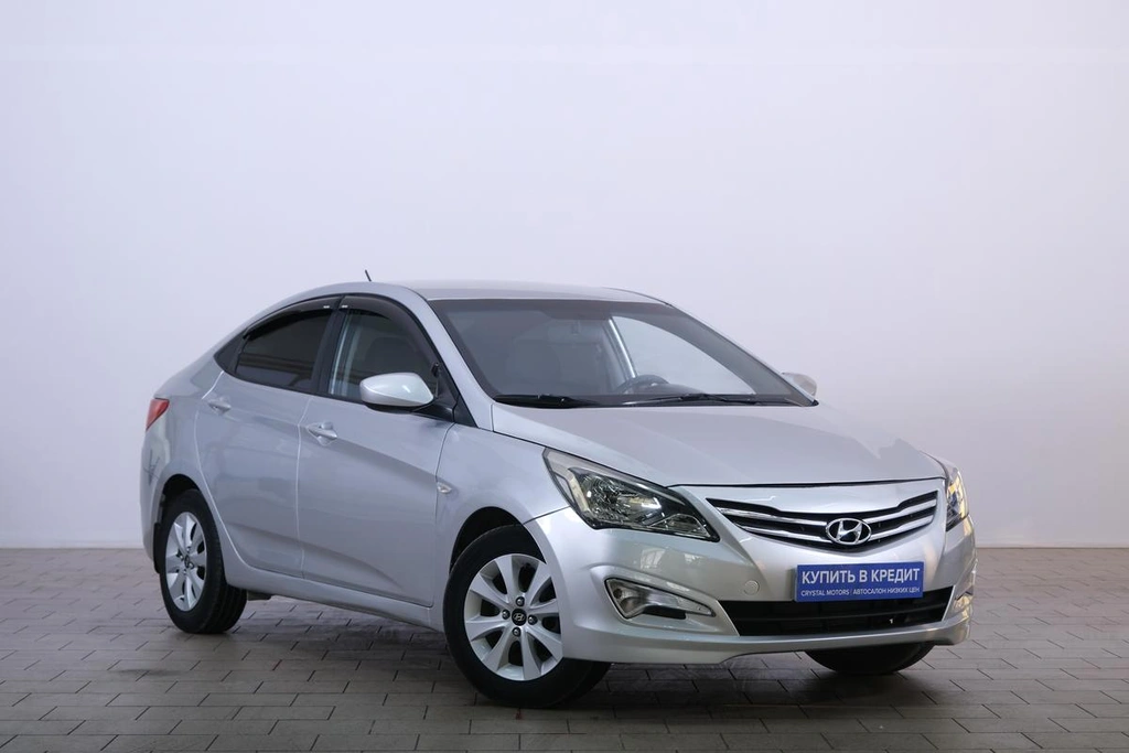 Седан Hyundai Solaris 2016 года, 1049000 рублей, Омск