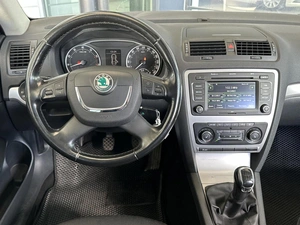 Лифтбек Skoda Octavia 2012 года, 998000 рублей, Уфа