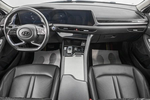 Седан Hyundai Sonata 2020 года, 2149000 рублей, Барнаул