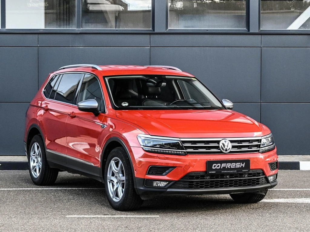 Внедорожник Volkswagen Tiguan Allspace 2019 года, 2684000 рублей, Кирилловка