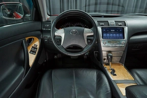 Седан Toyota Camry 2006 года, 877000 рублей, Красноярск