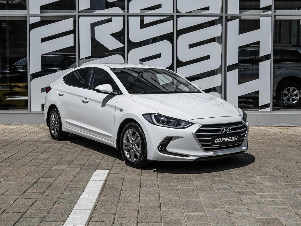 Седан Hyundai Elantra 2017 года, 1490000 рублей, Ставрополь
