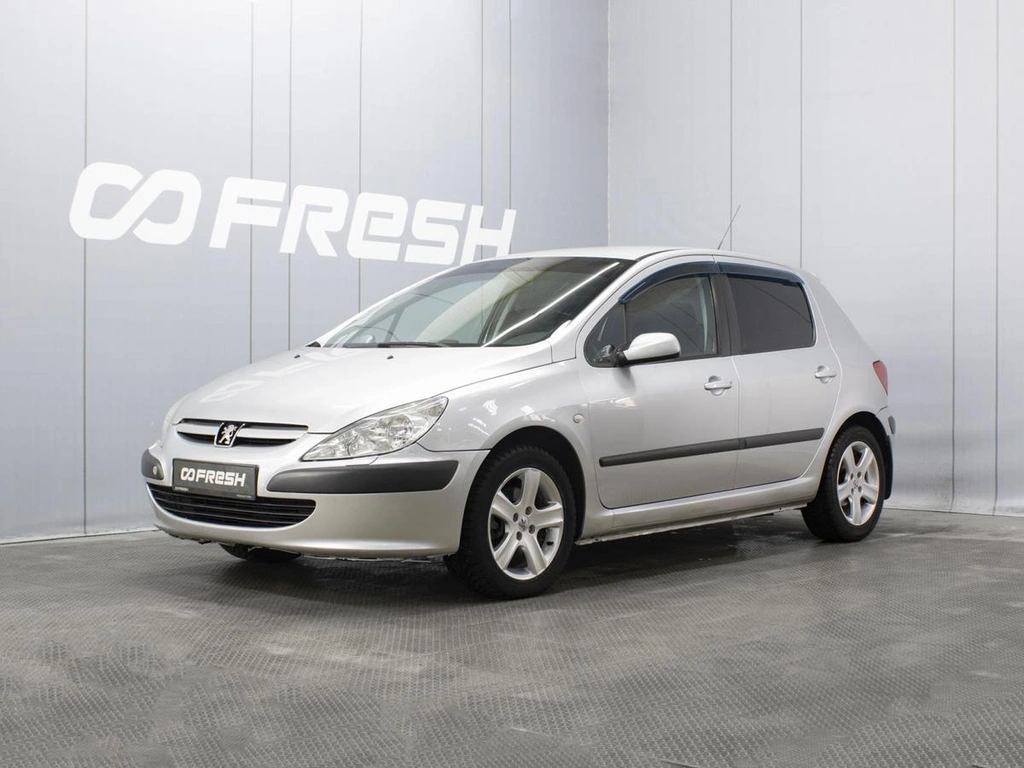 Хетчбэк Peugeot 307 2005 года, 460000 рублей, Омск