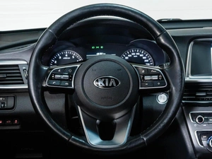 Седан Kia Optima 2018 года, 2127000 рублей, Ставрополь