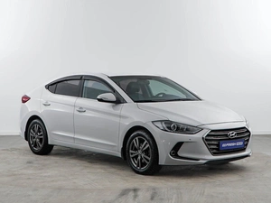Седан Hyundai Elantra 2017 года, 1587077 рублей, Москва