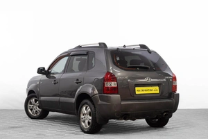 Внедорожник Hyundai Tucson 2006 года, 879000 рублей, Барнаул