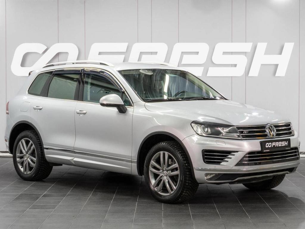 Внедорожник Volkswagen Touareg 2016 года, 3319000 рублей, Сургут