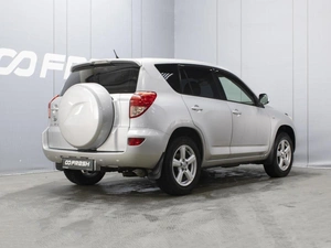 Внедорожник Toyota RAV4 2008 года, 1220000 рублей, Омск