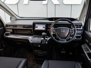 Минивэн Honda Stepwgn Spada 2016 года, 2270000 рублей, Краснодар