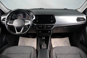 Лифтбек Volkswagen Polo 2022 года, 1679000 рублей, Тюмень