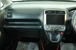 Минивэн Honda Stream 2002 года, 389000 рублей, Омск