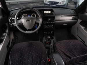 Хетчбэк ВАЗ (LADA) Priora 2013 года, 549000 рублей, Саратов