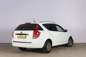 Универсал Kia Ceed 2011 года, 699000 рублей, Новосибирск