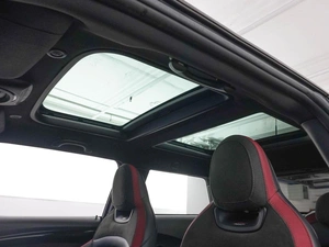 Хетчбэк MINI John Cooper Works 2017 года, 2649874 рублей, Москва