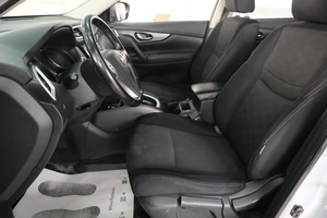 Внедорожник Nissan X-Trail 2018 года, 1799000 рублей, Омск