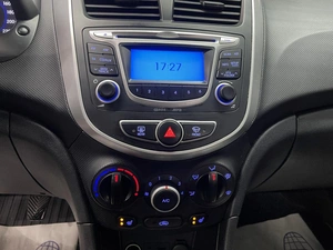 Седан Hyundai Solaris 2014 года, 750000 рублей, Ярославль