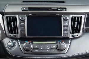 Внедорожник Toyota RAV4 2018 года, 2799000 рублей, Оренбург